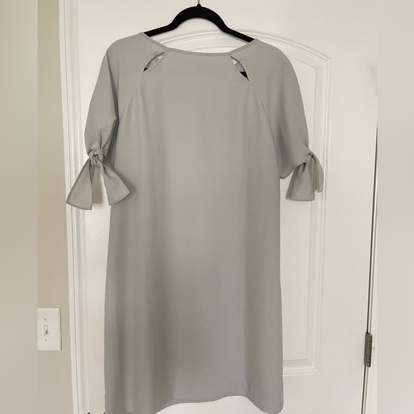 Grey Banana Republic satin Medium - Picture 2 of 4